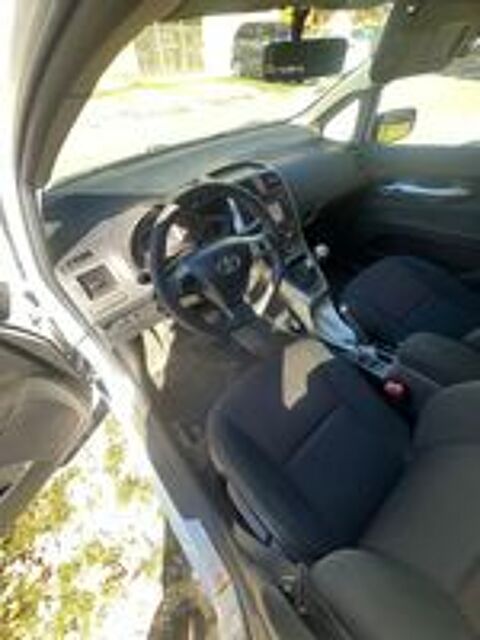 Auris 1.4D4D 2011 occasion 33240 Saint-Laurent-d'Arce
