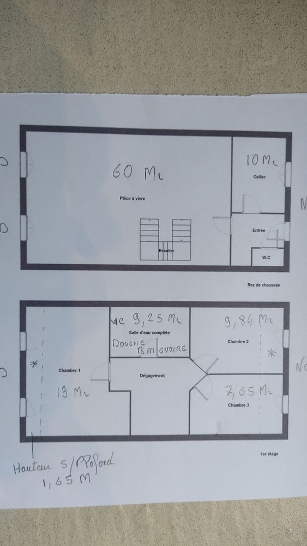 Location Appartement Grand F 5 dans immeuble atypique Coux