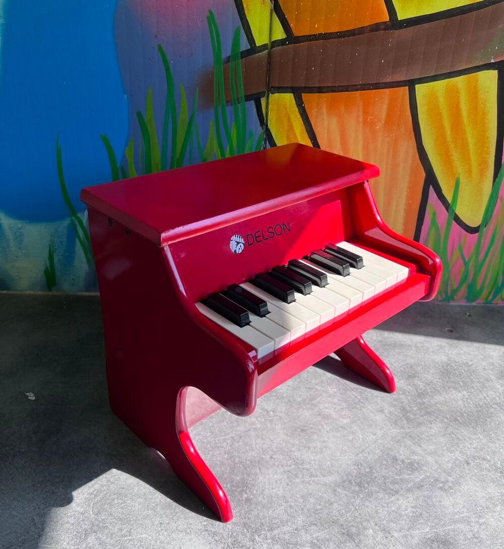 Piano en bois de la marque Delson Jeux / jouets