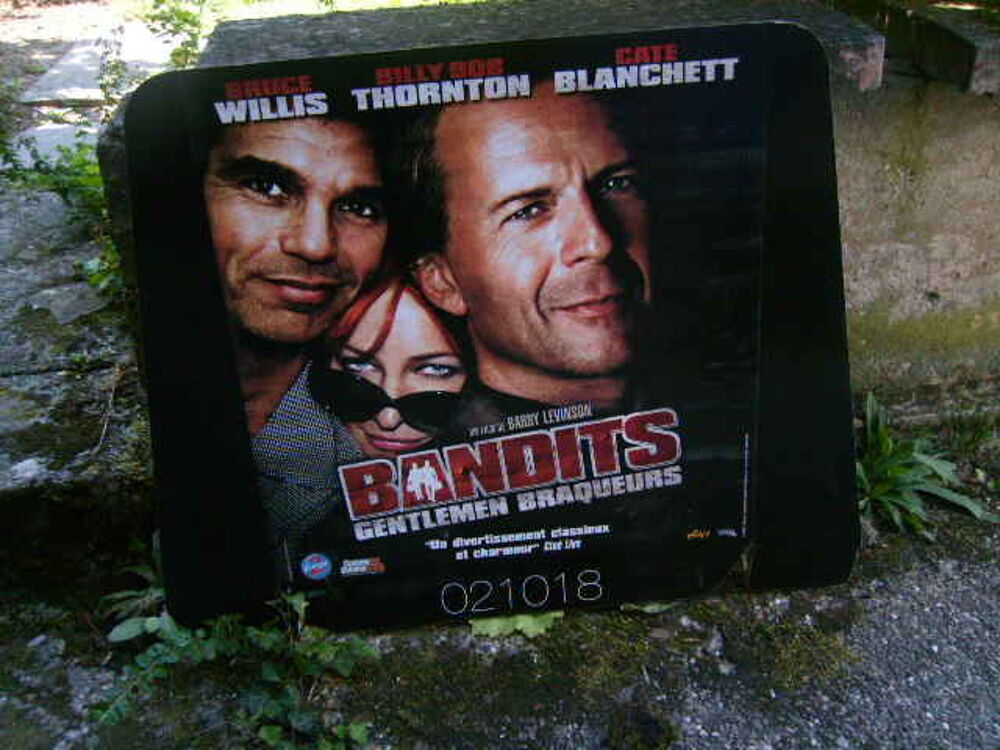 Affiche du film" BANDITS Gentlemen Braqueurs " 