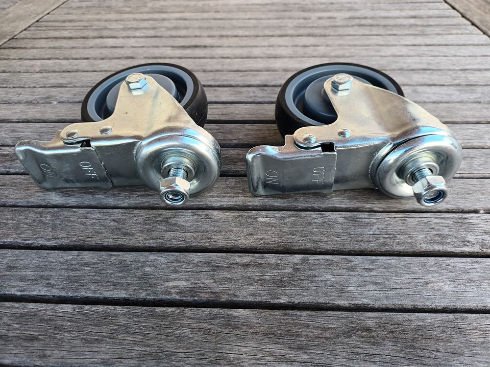 4 roulettes de &oslash; 10 cm pour chariot, neuves Bricolage