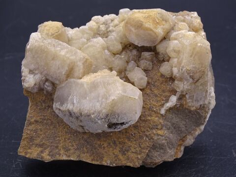 Cristaux de Calcite , Allenc , Loz�re , France 209gr  14 Moyenmoutier (88)