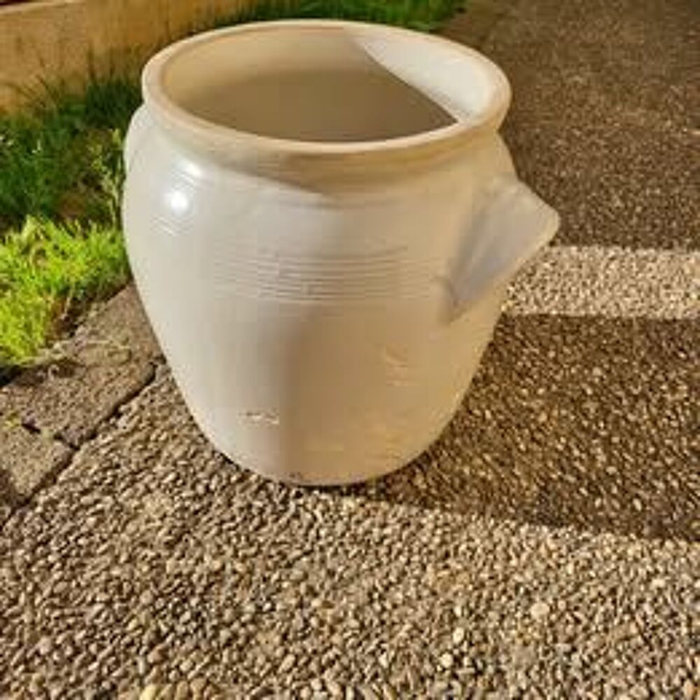 gros pot en gres belle contenance tres bon &eacute;tat Décoration