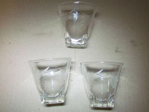 Verres � liqueur
6 Tignieu-Jameyzieu (38)