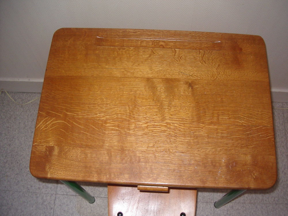Petit bureau d'enfant Mobilier enfants