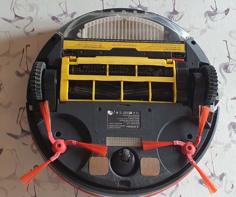 ASPIRATEUR ROBOT ANIMAUX Electroménager
