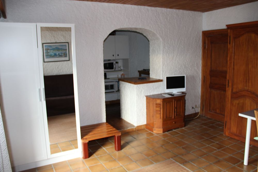   GUETHARY STUDIO 1KM MER Aquitaine, Guthary (64210)