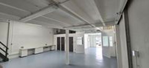   LOCAL  GIÈRES  MAYENCIN   200 M2  