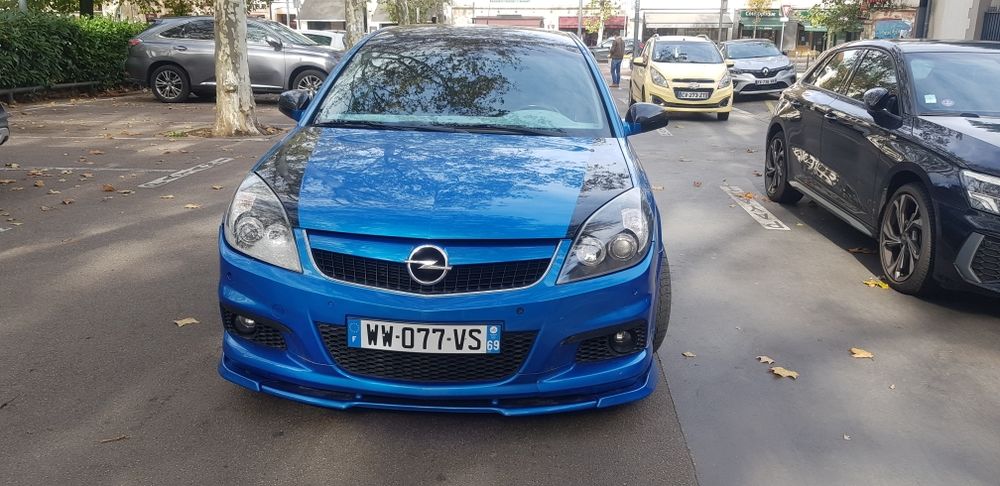 Vectra 2.8 V6 Turbo 280 OPC A 2008 occasion 69700 Givors