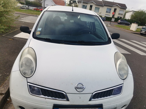 Nissan micra 1.2i - 65 Visia