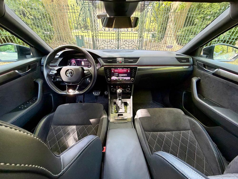 Superb Combi 1.4 TSI PHEV 218 ch DSG6 Sportline 2020 occasion 30132 Caissargues