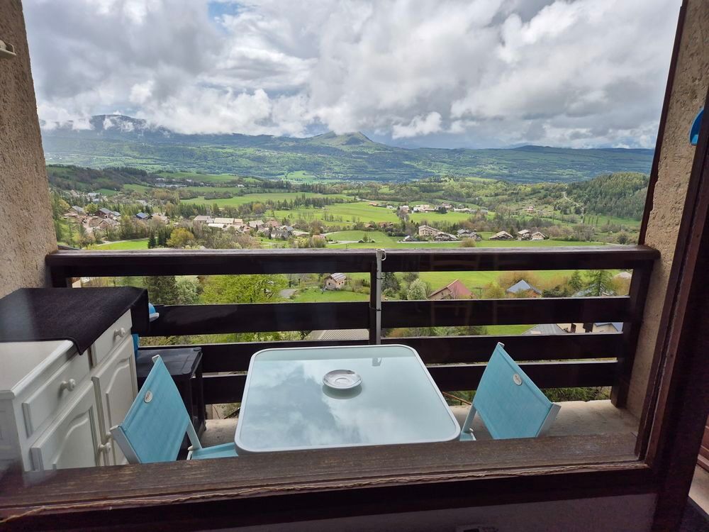   ..Appartement 21 M2......... Provence-Alpes-Cte d'Azur, Saint-Michel-de-Chaillol (05260)