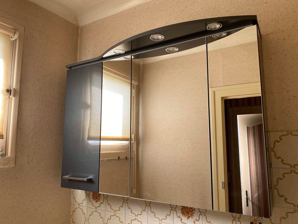 Armoire de salle de bain Meubles