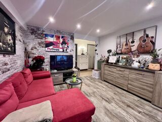  Appartement  vendre 4 pices 82 m