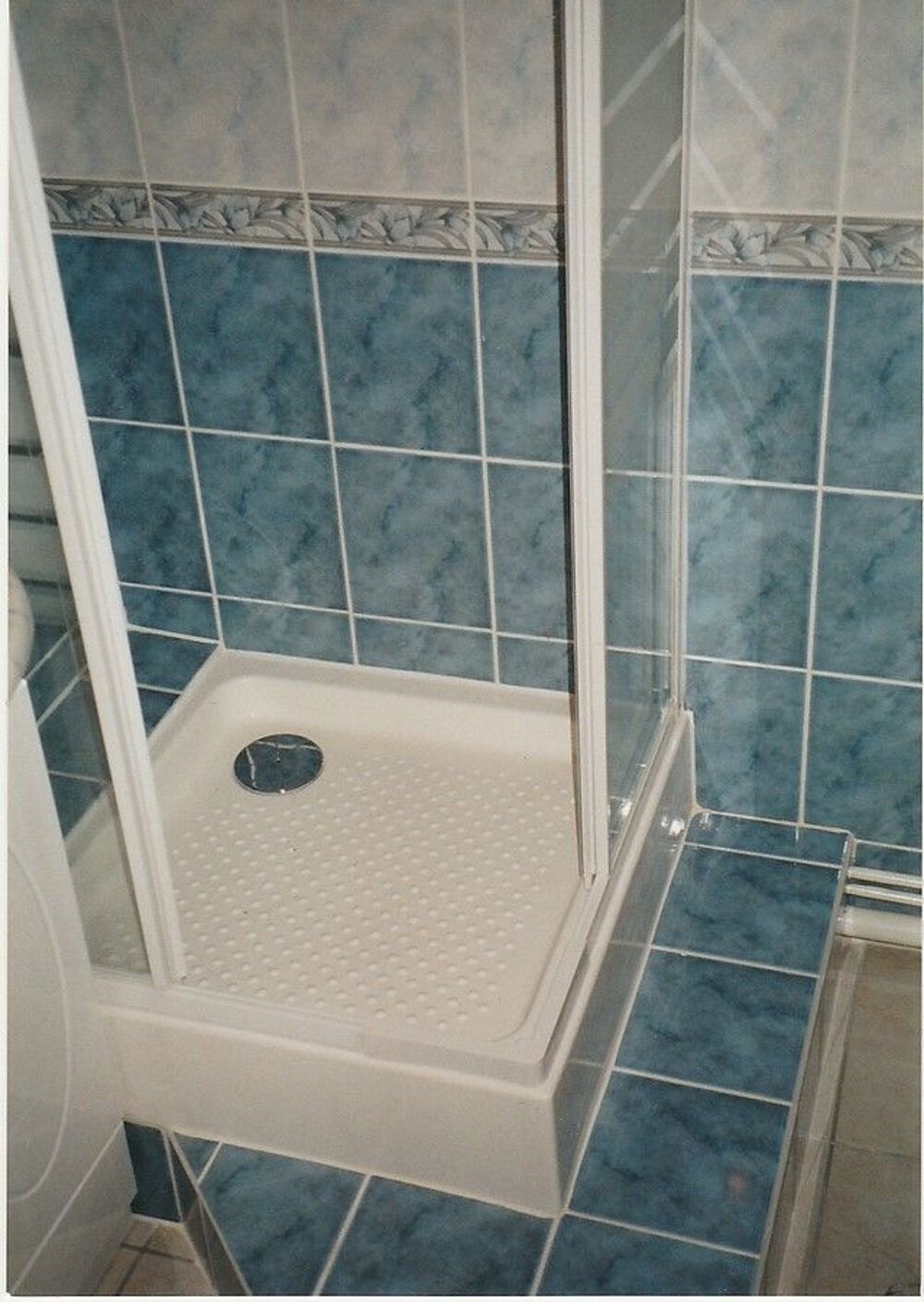 Location Appartement APPARTEMENT F1 BIS MEUBLE LUMINEUX La chapelle-saint-luc