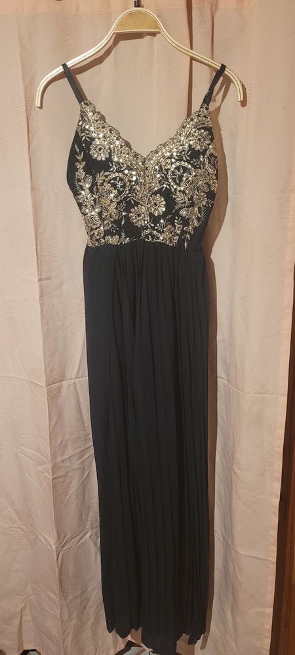 Robe de soir&eacute;e Vêtements