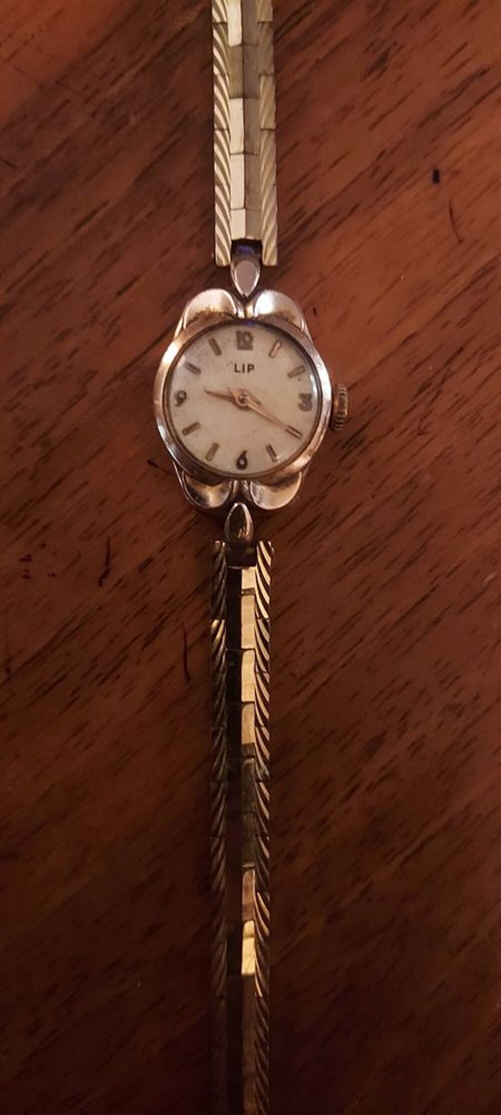 Montre femme plaqu&eacute; or m&eacute;canique. Bijoux et montres