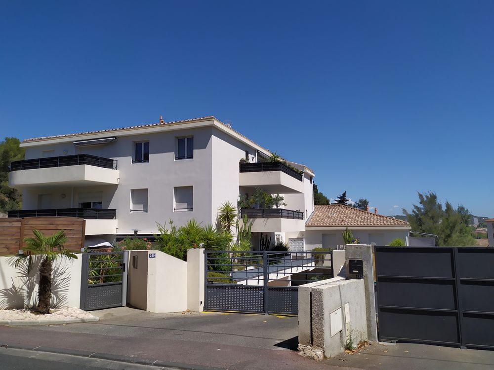 Location Parking/Garage Parking en sous-sol La Serinette Toulon Toulon