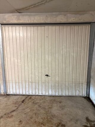  Parking / Garage � vendre 13 m� Vallauris