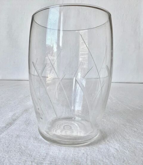 Verre en cristal gravé. Haute qualité. Neuf. Résistant 4 Céret (66)