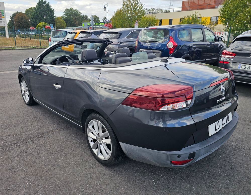 M&eacute;gane Cabriolet 130 2010 occasion 77515 Faremoutiers