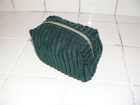 Trousse de beaut� 1 Saintes (17)