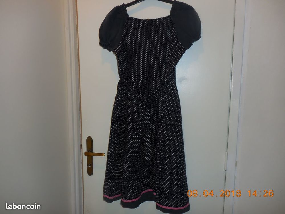 robe 40 42 Vêtements