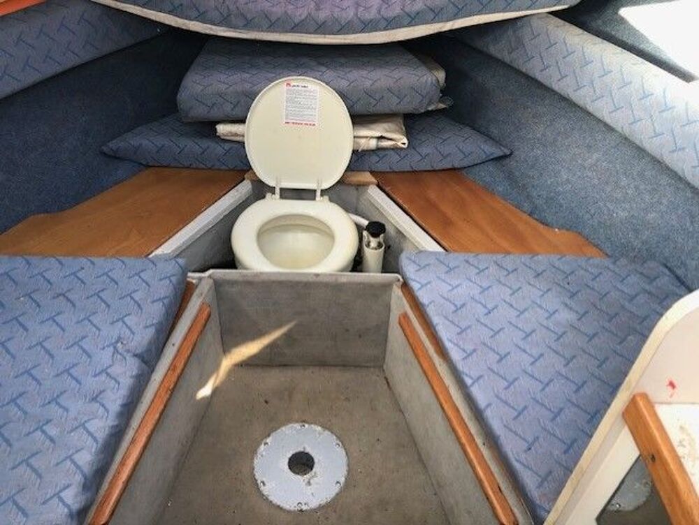 Cabine cruiser Jeanneau 6m Sports