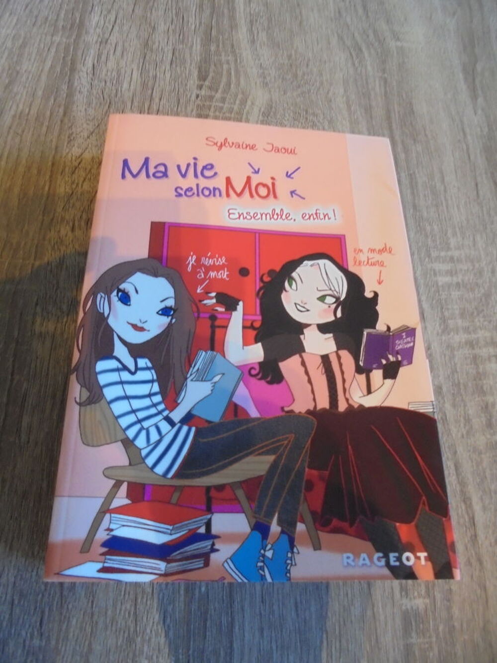 Ma vie selon Moi : Ensemble, enfin ! (1) Livres et BD