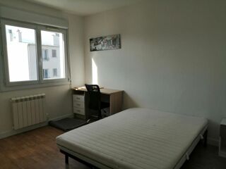  Appartement à louer 4 pièces 70 m²