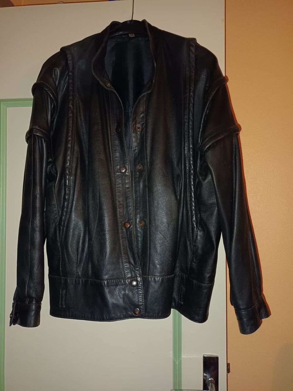 Blouson de femme en cuir d'agneau noir Vtements