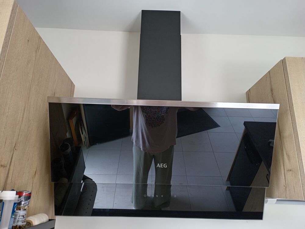 Hotte inclin&eacute;e 80 cm AFFAIRE A SAISIR Electroménager