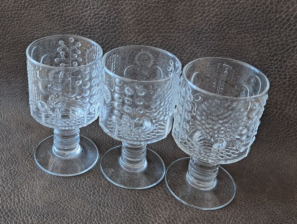 lot de 3 verres &agrave; liqueur Oiva Toikka s&eacute;rie Flora 