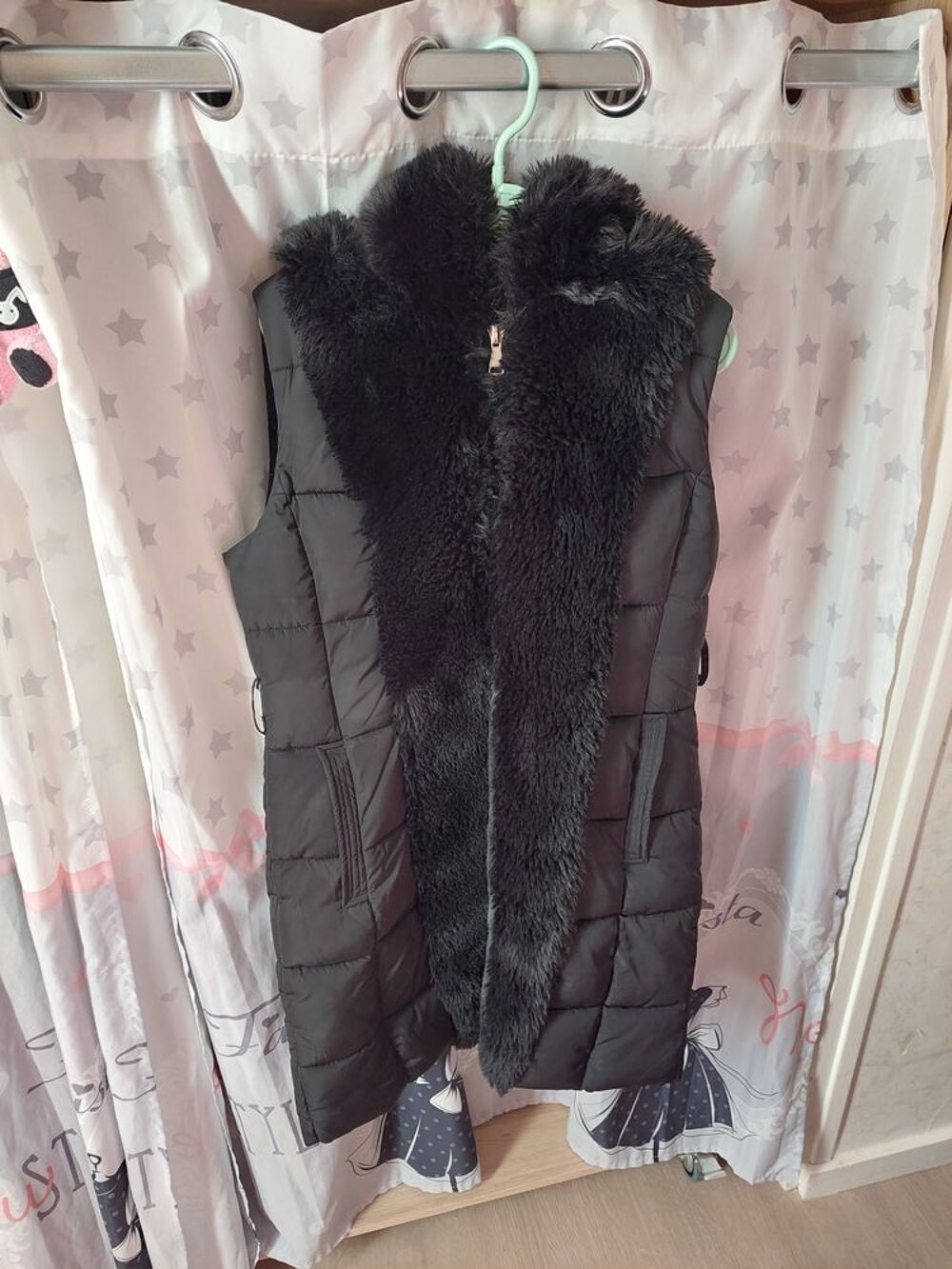 V&ecirc;tements diverses V�tements