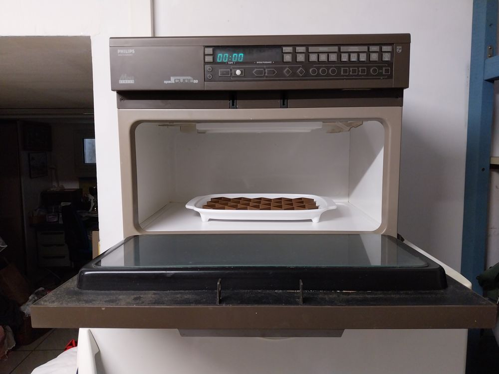 Four et Micro ondes Electroménager