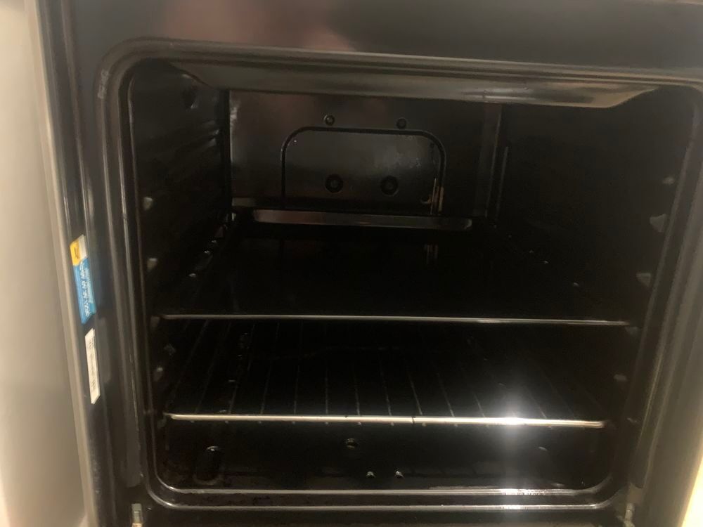 Cuisini&egrave;re indesit 4ans Cuisine