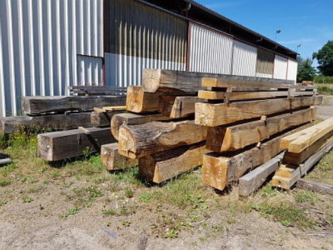 poutres chne 22x22 1 Parthenay (79)