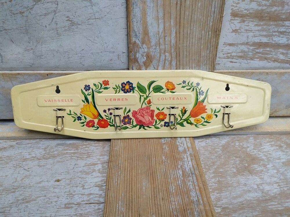 Accroche Torchons Vintage T&ocirc;le lithographi&eacute;e Motif Fleurs 