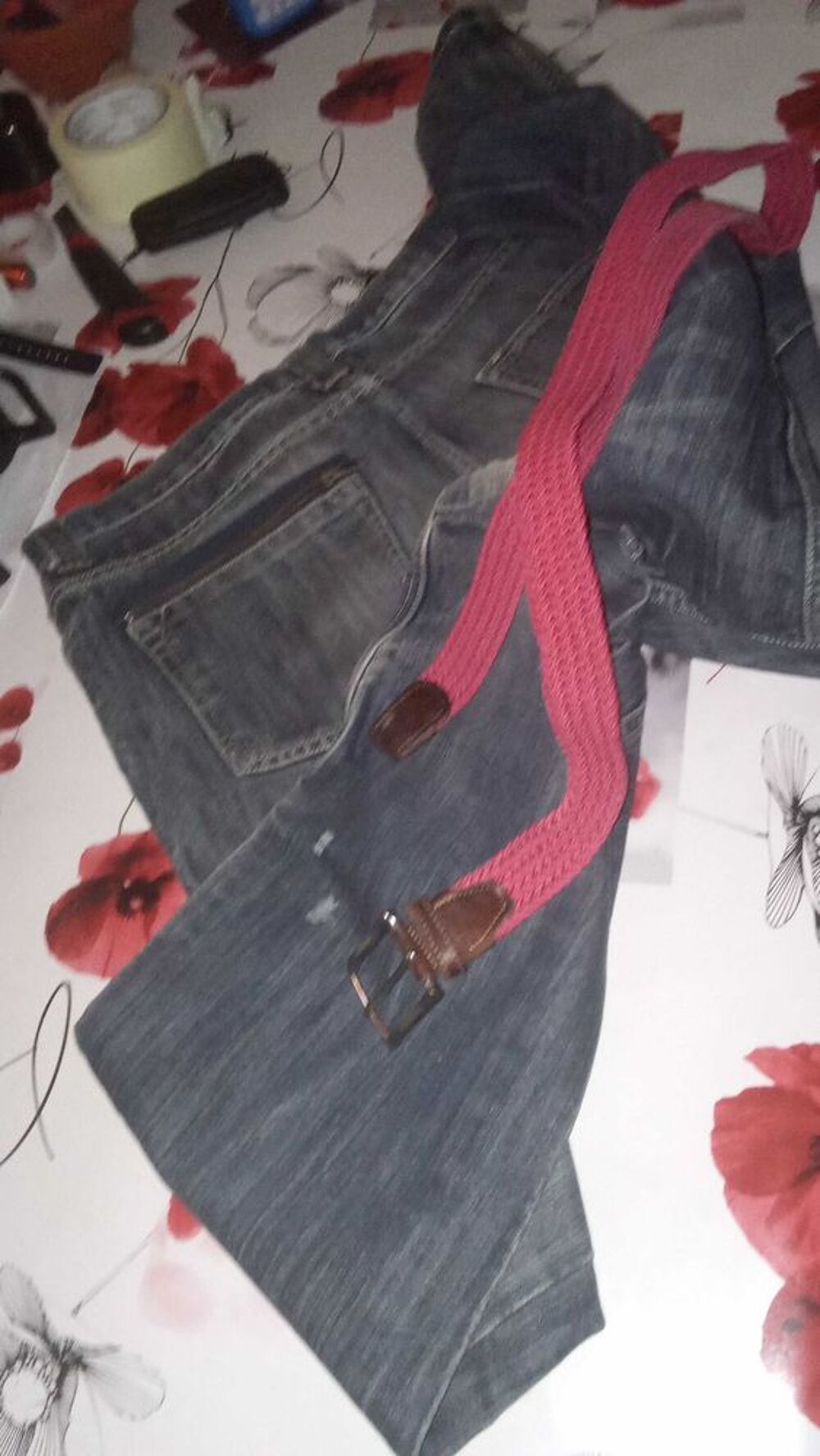Jeans bon &eacute;tat Vêtements