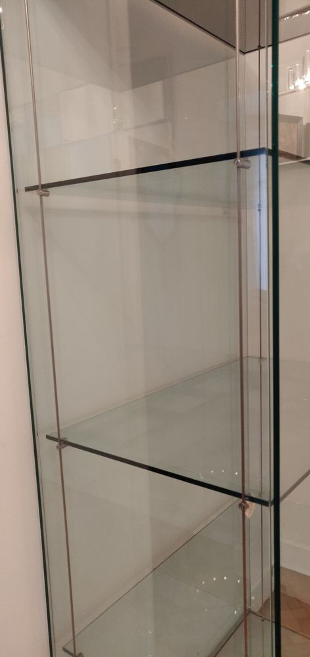 2 Elegants vitrines en verre de Cattelan Italia Meubles