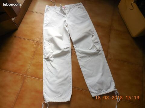 très beau pantalon t 40
0 Sète (34)