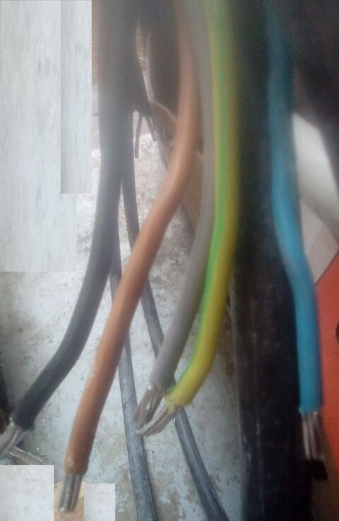 c�ble 4+T aluminium - 4.2 m�tres 9 Beauchamp (95)