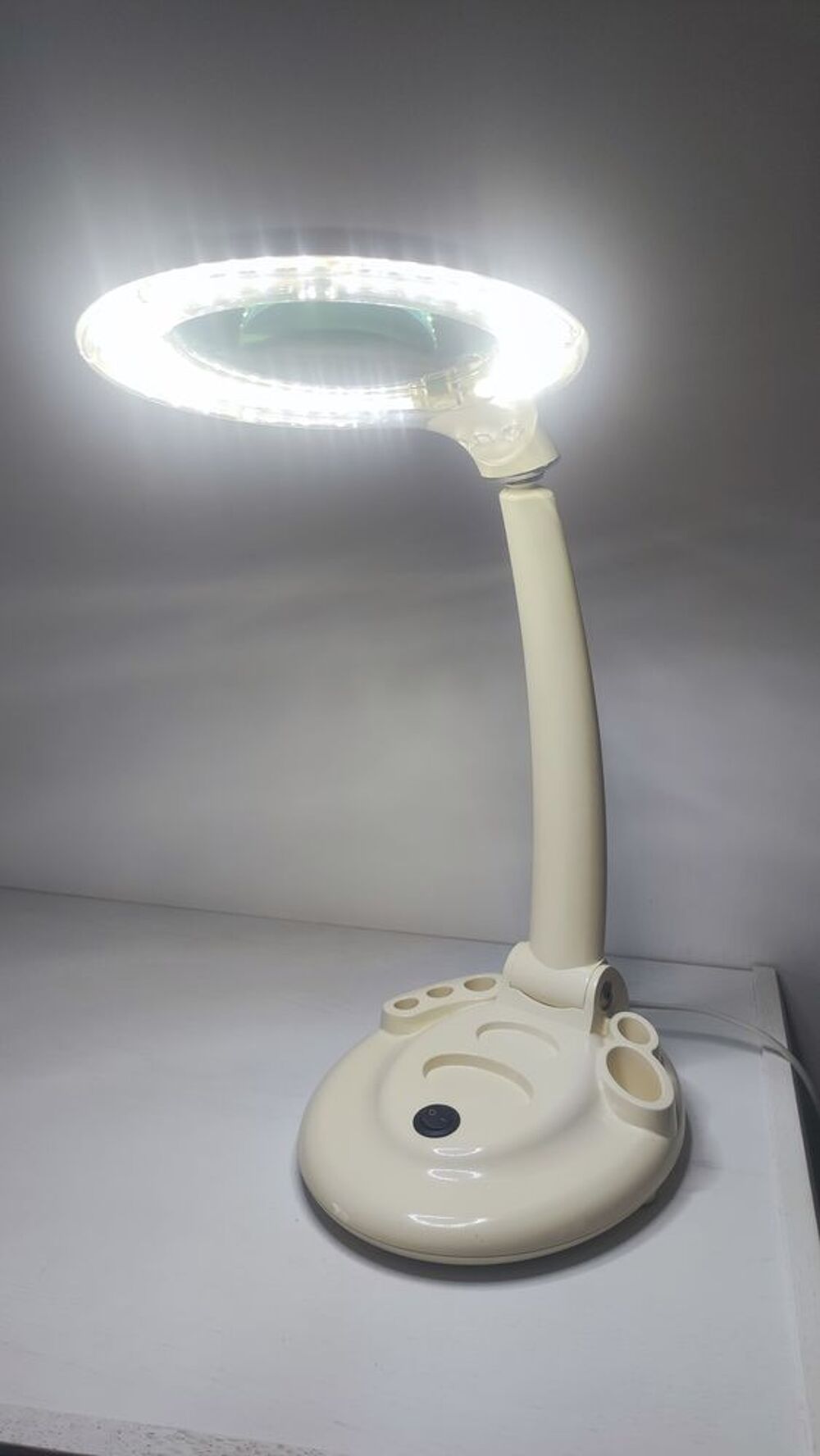 Lampe led + Loupe Décoration