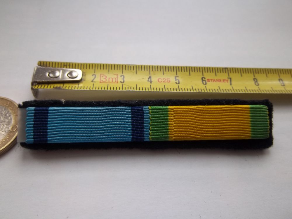 distinction rappel d&eacute;coration militaire insigne collection 