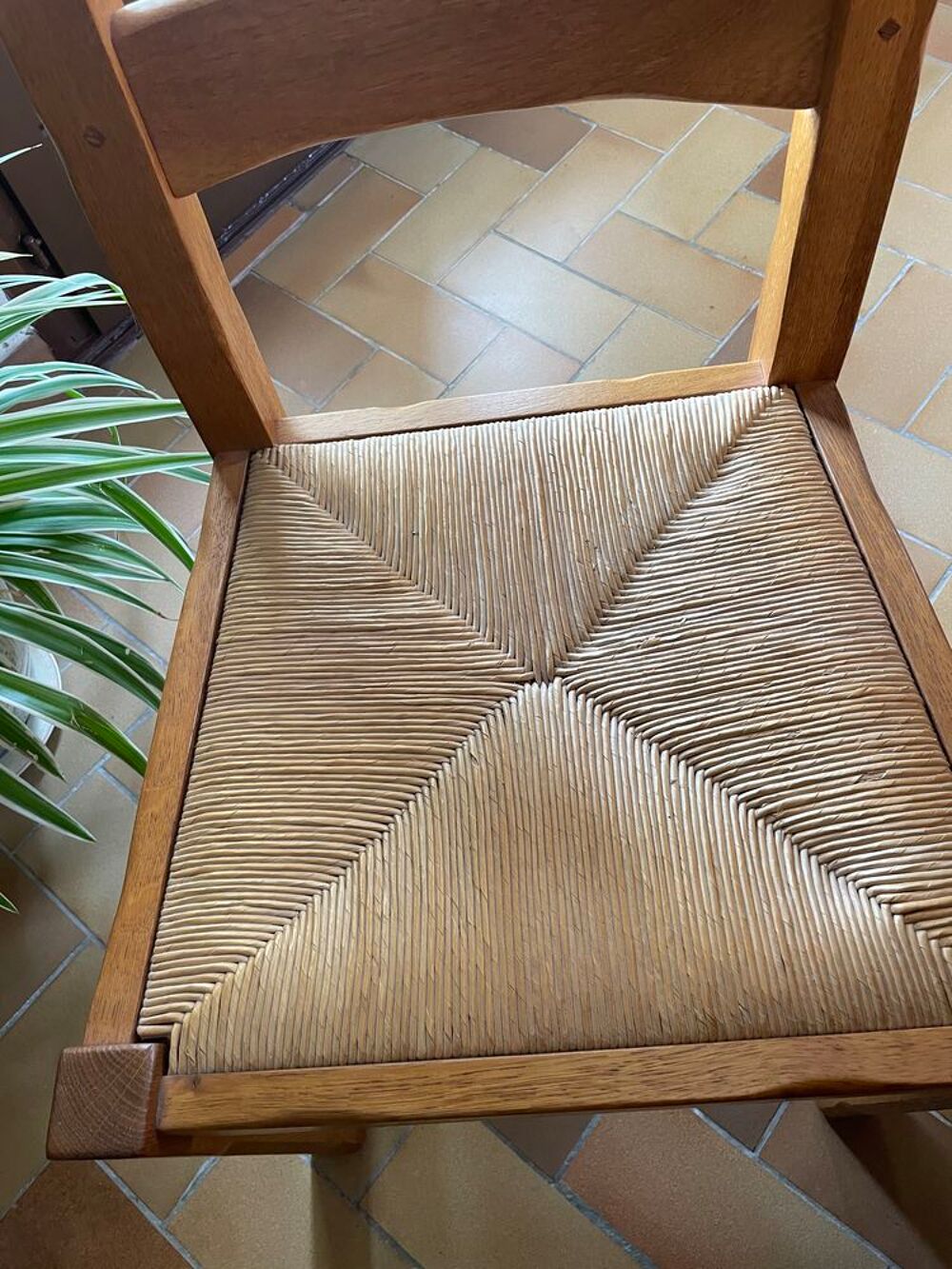Table en ch&ecirc;ne 200x90 + 6 chaises. Meubles