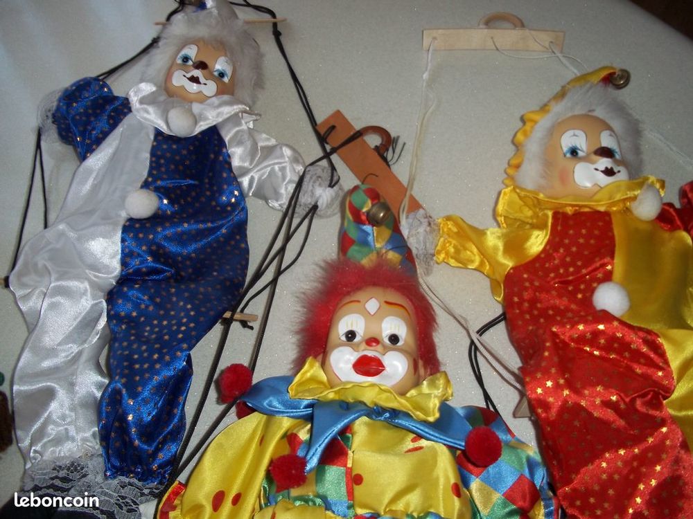 Boland Piñata Maison Hantée 33x10x45cm - Décoration Interactive Halloween Anniversaire