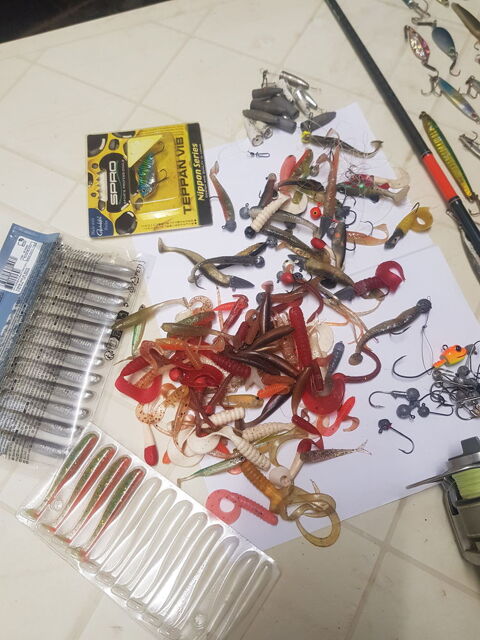 LOT DE PECHE 50 Sarry (51)