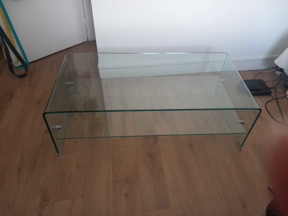 table basse en verre Meubles
