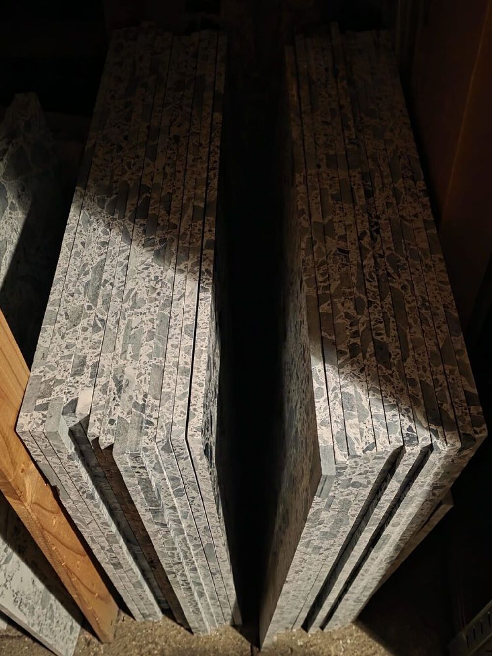 V&eacute;ritable terrazzo vert neuf D�coration