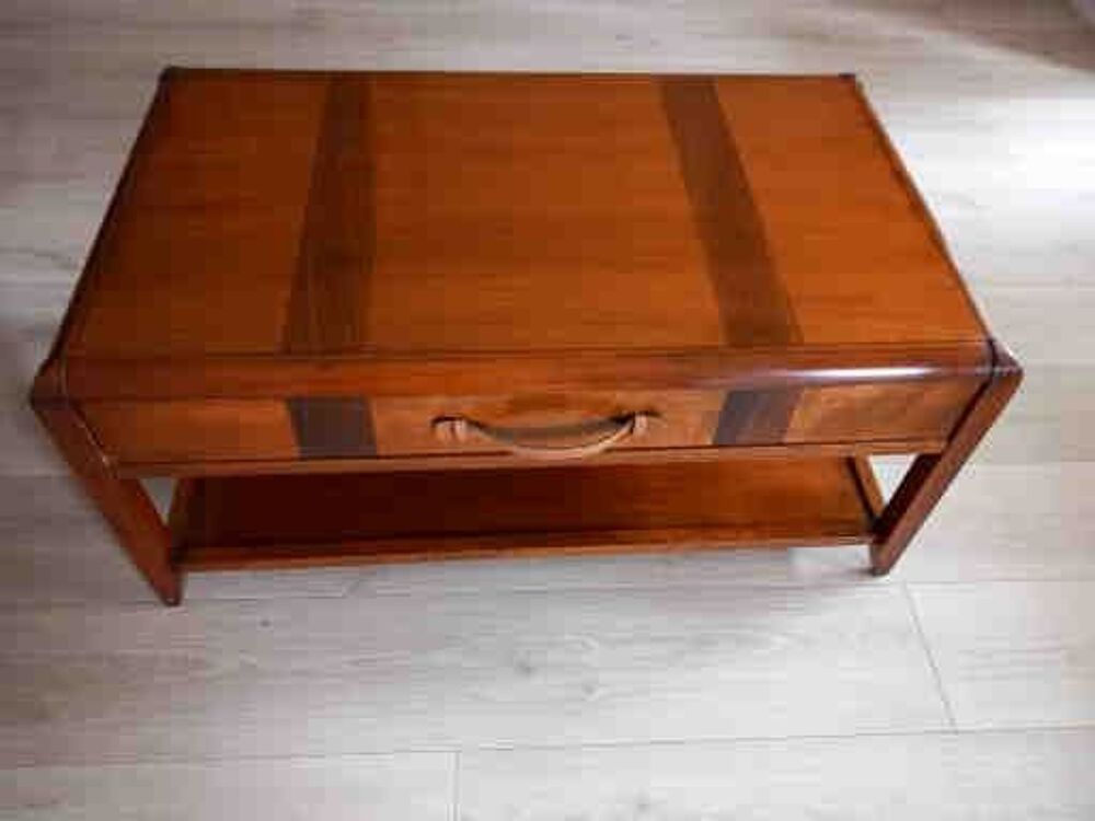 TABLE DE SALON Meubles